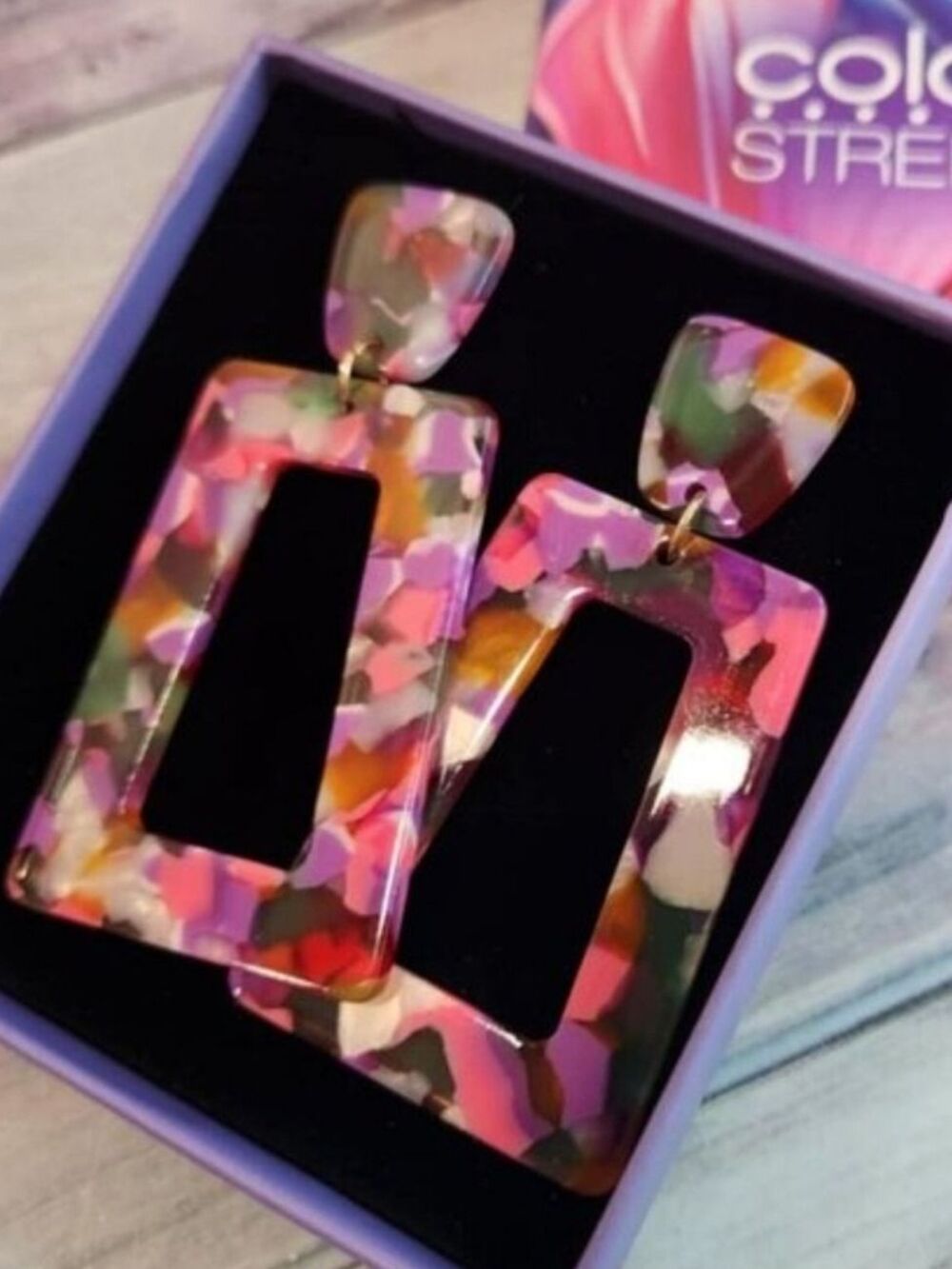 Color Street Tortoisechell Earrings